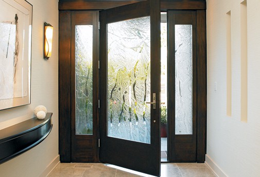 glass-etched doors with kelp motif