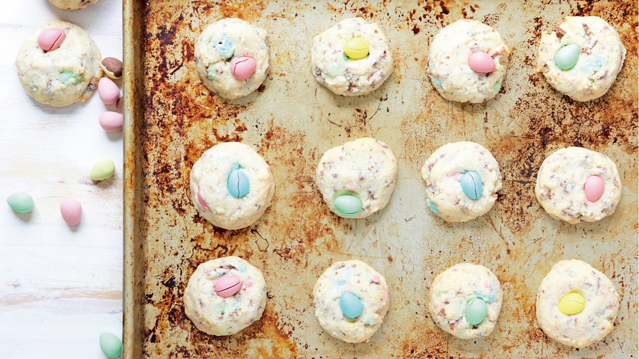 Mini Egg Shortbread Cookies - BC Living